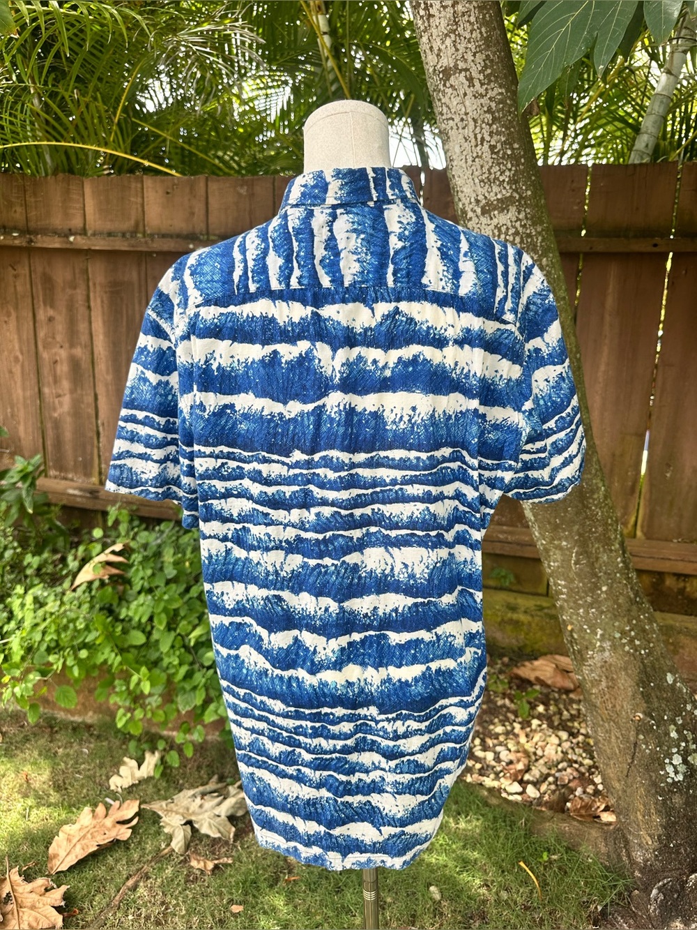 Tori Richard Sea Strait Cotton Lawn Button Up Shirt Size L - Picture 4 of 6